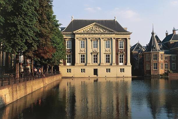 Hotel Broer & Zus Haag Exteriör bild